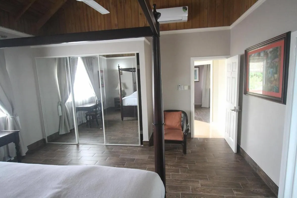 Summer Breeze Vacation Home Montego Bay Tatil Evi