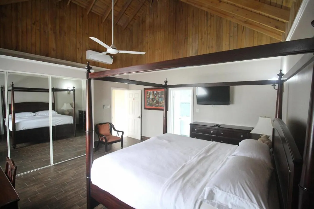 Prázdninový dům Summer Breeze Vacation Home Montego Bay